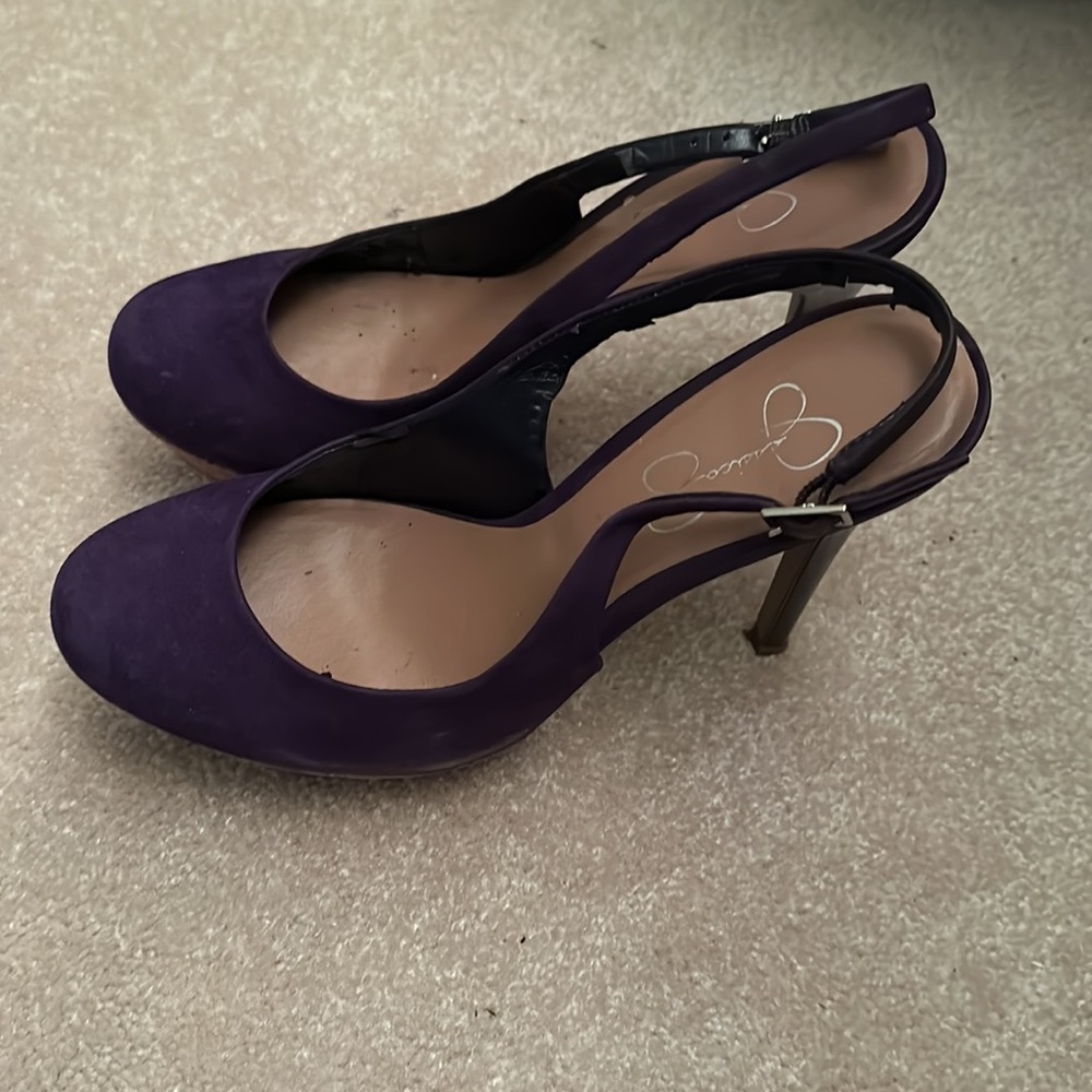 Heels - Picture 2 of 3